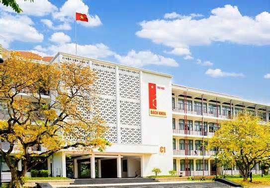 Nhiều trường đại học dự kiến giảm chỉ tiêu xét tuyển từ điểm thi tốt nghiệp THPT