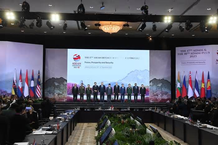 Hội nghị Bộ trưởng Quốc phòng ASEAN 2023: Thông qua Tuyên bố chung Jakarta vì hòa bình, thịnh vượng và an ninh