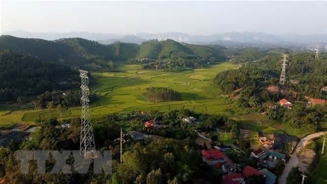 Đường dây 220kV Bắc Giang-Lạng Sơn: Tăng cường đảm bảo điện phía Bắc