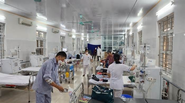 Nam Định: Bằng mọi cách để 50 bệnh nhân không phải dừng chạy thận