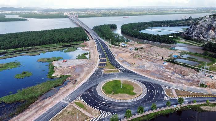 Toàn cảnh cầu 2.000 tỷ nối Hải Phòng với Quảng Ninh sắp thông xe