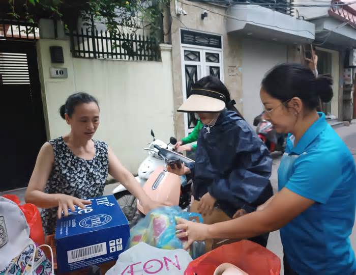 Lập điểm hỗ trợ nhà ở, thực phẩm miễn phí cho nạn nhân vụ cháy chung cư mini