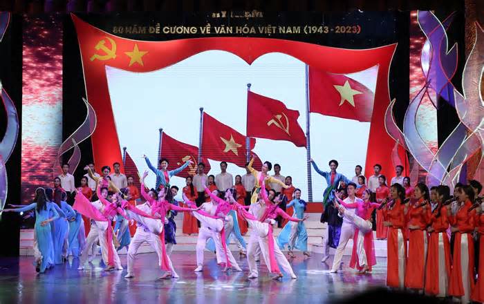 Thủ tướng Phạm Minh Chính: Huy động các nguồn lực để phát triển toàn diện văn hóa