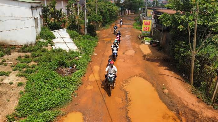 Quy hoạch khai thác bô xít kìm hãm nhiều dự án mở đường giao thông ở Đắk Nông