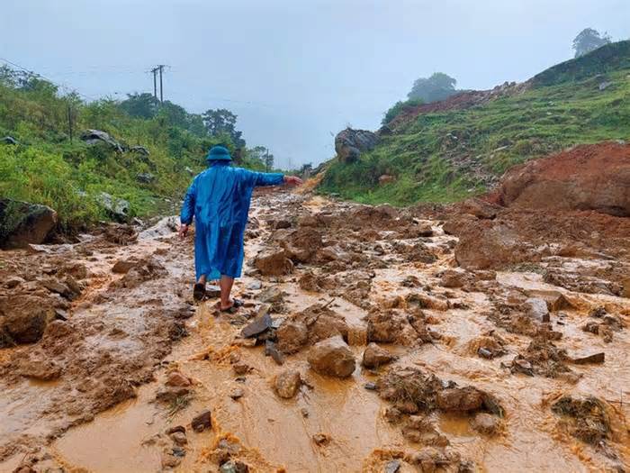 Đề nghị hỗ trợ 50 tỉ đồng huyện miền núi ở tỉnh Kon Tum thiệt hại nặng do mưa lũ