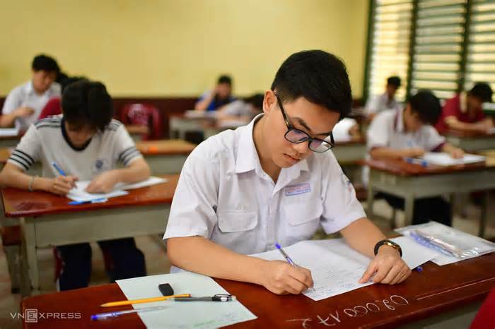 Đại học Công nghiệp TP HCM lấy điểm sàn 17-19