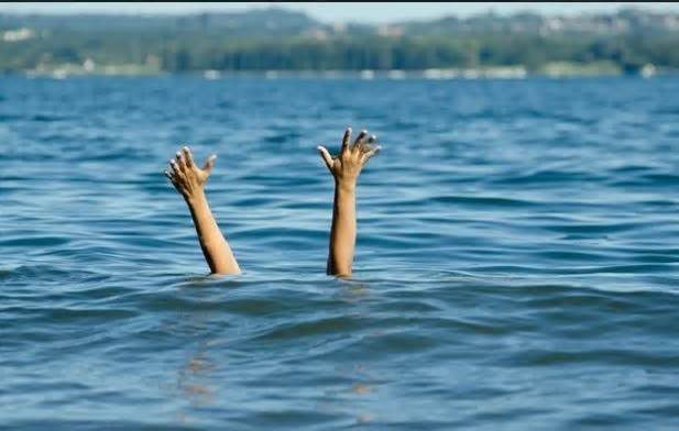 Bốn nữ sinh ở Đắk Lắk đuối nước, tử vong khi tắm dưới hồ đập