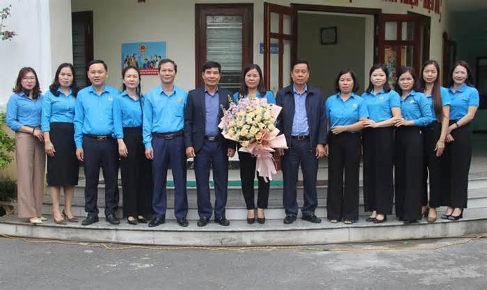 Ninh Bình có 12 đại biểu tham dự Đại hội XIII Công đoàn Việt Nam