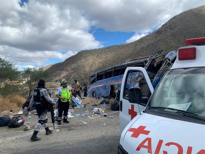 Ít nhất 17 người thiệt mạng trong tai nạn xe buýt ở Mexico