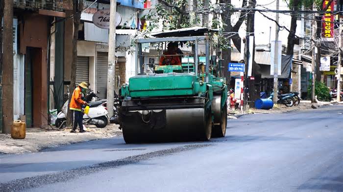 Đường phố nội ô Cần Thơ thông thoáng và sạch đẹp sau phản ánh