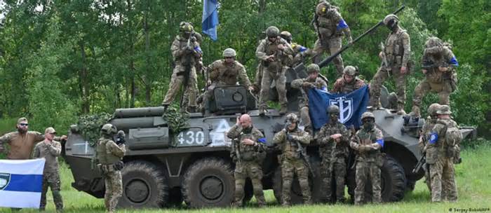 Lực lượng 'tình nguyện Nga chiến đấu cho Ukraine' nói đã tiến sâu vào Nga