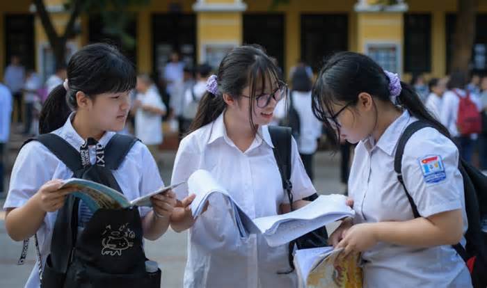 Lưu ý quan trọng với học sinh trúng tuyển bổ sung vào lớp 10 Hà Nội