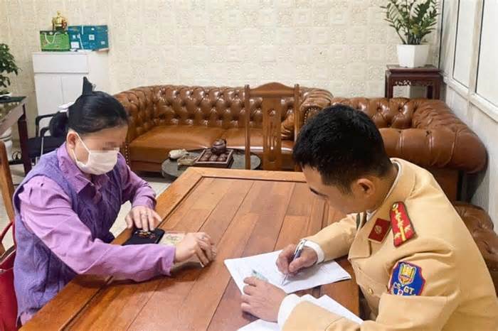 Nữ tài xế có nồng độ cồn gây tai nạn ở Hà Nội: Đề nghị phạt 35 triệu, tước bằng lái 23 tháng
