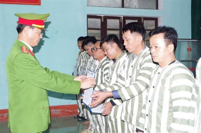 32 phạm nhân ở Hà Nam được giảm thời hạn chấp hành án phạt tù dịp Tết Nguyên đán 2024