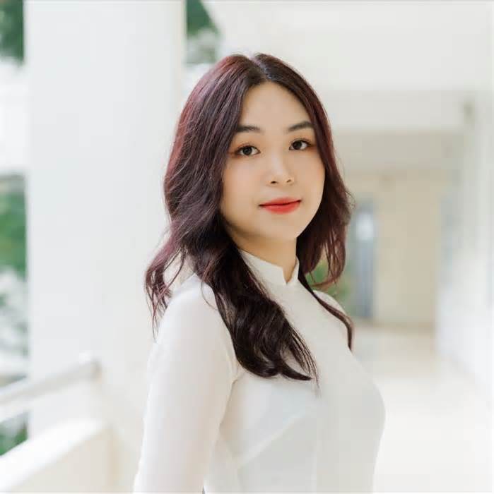 Nữ sinh chuyên ngữ trúng tuyển Đại học Thanh Hoa
