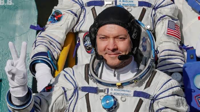 Phi hành gia Nga lập kỷ lục ở lâu nhất trong vũ trụ