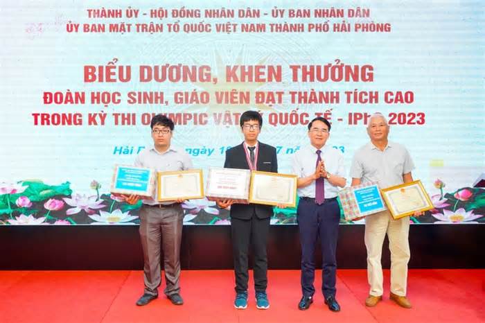 Hải Phòng: Thưởng 400 triệu cho học sinh dành HCB Olympic Vật lý Quốc tế