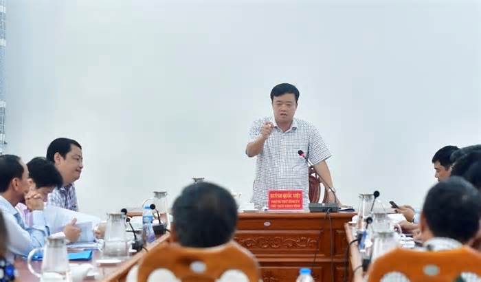 Chủ tịch Cà Mau 'lệnh' sửa sai ngay việc cấp 'sổ đỏ' chồng lấn đất của 6 hộ dân