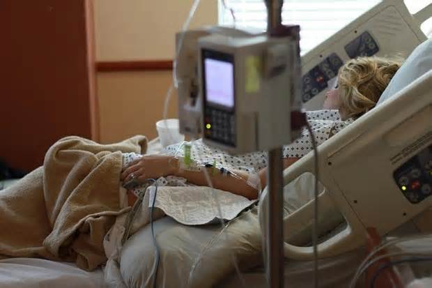 Indonesia, Singapore nâng cao chất lượng chăm sóc bệnh nhân ung thư