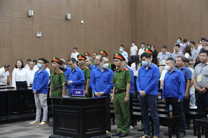 Bị cáo viêm ruột thừa, tòa hoãn xét xử vụ cao tốc Đà Nẵng - Quảng Ngãi