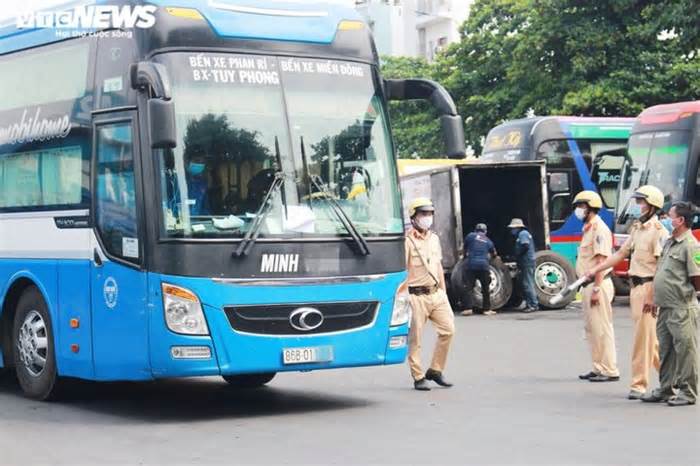 TP.HCM chỉ đạo khẩn xử lý nạn 'xe dù, bến cóc'