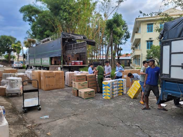 Phát hiện lô hàng hơn 300 triệu đồng không có hóa đơn chứng từ