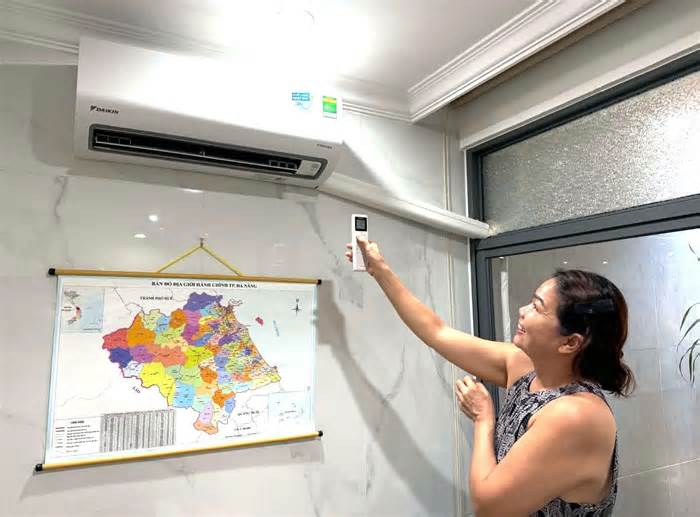 Khi người dân 'nhìn thấy' điện năng để tiết kiệm trong mùa nắng nóng