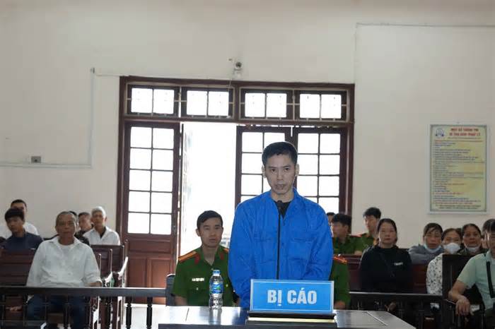 Chém 3 nhát dao, giết người không thành bị lĩnh án 9 năm tù