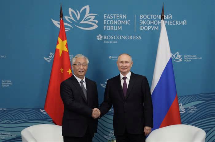 Nga nói quan hệ với Trung Quốc 'đạt đỉnh chưa từng có trong lịch sử'