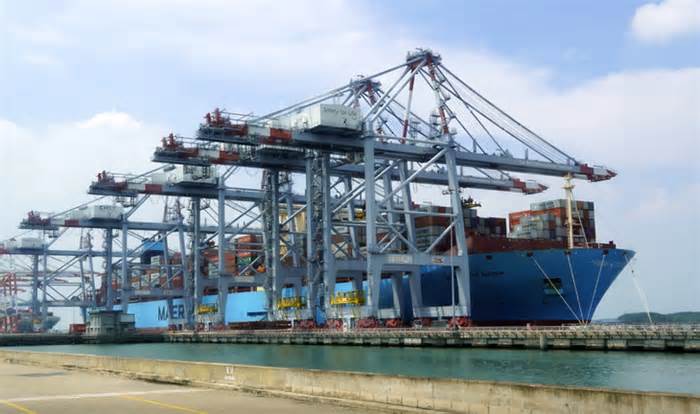 Thống nhất cho Cảng quốc tế Cái Mép tiếp nhận siêu tàu container
