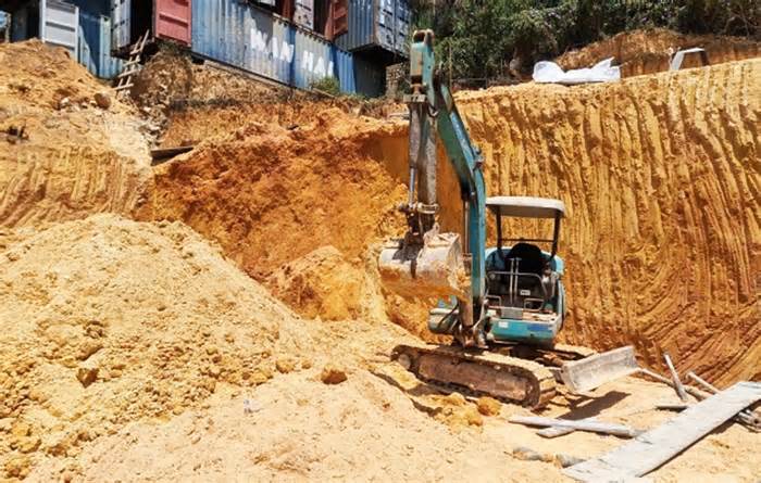 Vụ sập đất đè chết công nhân ở Đà Lạt: Khởi tố chủ thầu xây dựng
