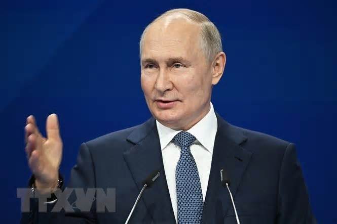 Tổng thống Nga Vladimir Putin: Nghề nhà giáo là một thiên chức