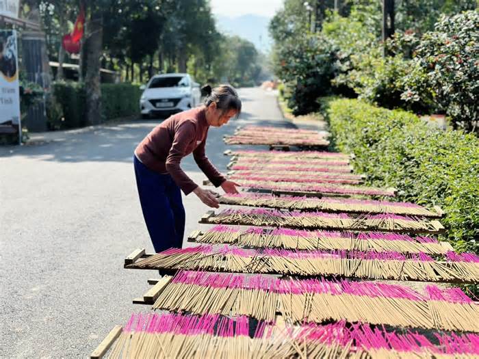 Xứ trầm vào vụ Tết