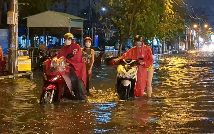 TP Hồ Chí Minh sắp bước vào mùa ngập mới, nhiều dự án ì ạch
