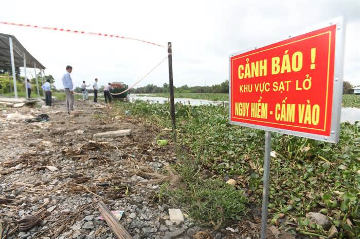 90 điểm sạt lở ở Long An, 'nuốt' hơn 26km đất đai