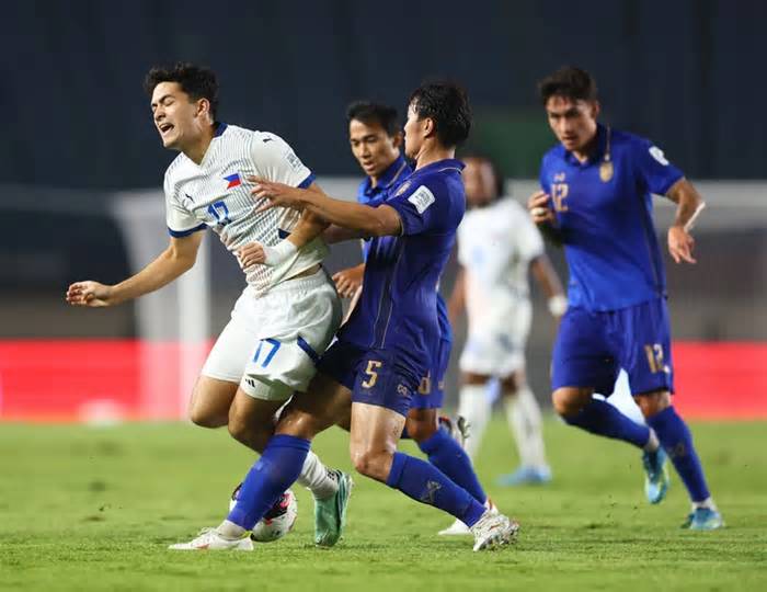 Thái Lan nhận thất bại đầu tiên ở FIFA ASEAN Cup