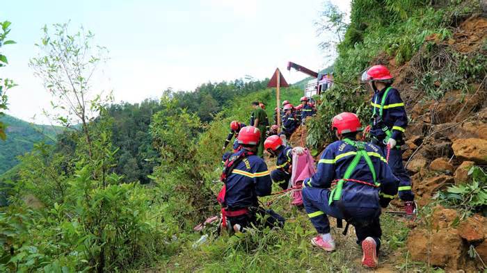 Tìm thấy thi thể nạn nhân vụ sạt lở đất ở Điện Biên