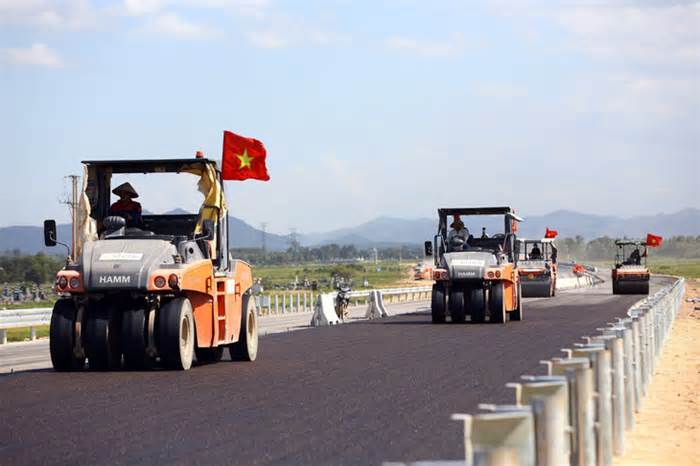 Thông xe cao tốc quốc lộ 45 - Nghi Sơn và Nghi Sơn - Diễn Châu trước 2-9