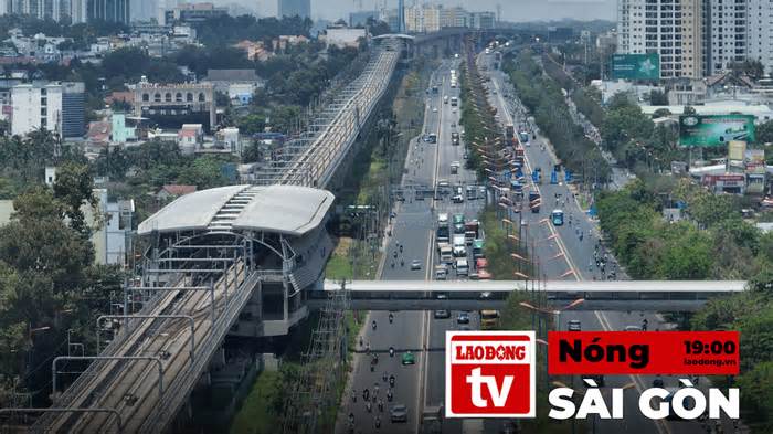 Nóng Sài Gòn: Sắp hoàn thành 9 cầu bộ hành kết nối Metro số 1