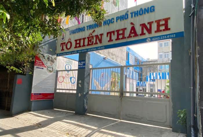 Tuyển sinh 'chui' lớp 10: Sở GD&ĐT Hà Nội yêu cầu chuyển trường cho học sinh