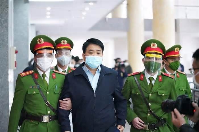 Ông Nguyễn Đức Chung bị cáo buộc áp đặt cấp dưới ở dự án trồng cây xanh