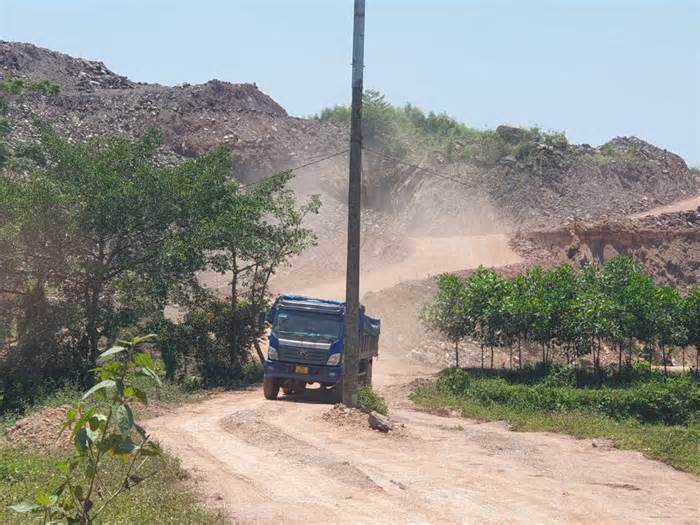 Thái Nguyên sẽ đấu giá quyền khai thác 22 mỏ đất