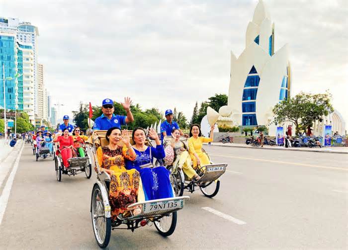 Nha Trang tổ chức thi thiết kế sản phẩm quà tặng du lịch cho du khách