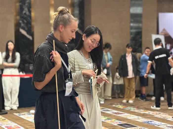 Ngắm sắc màu tài năng Việt trước hành trình tới Louvre