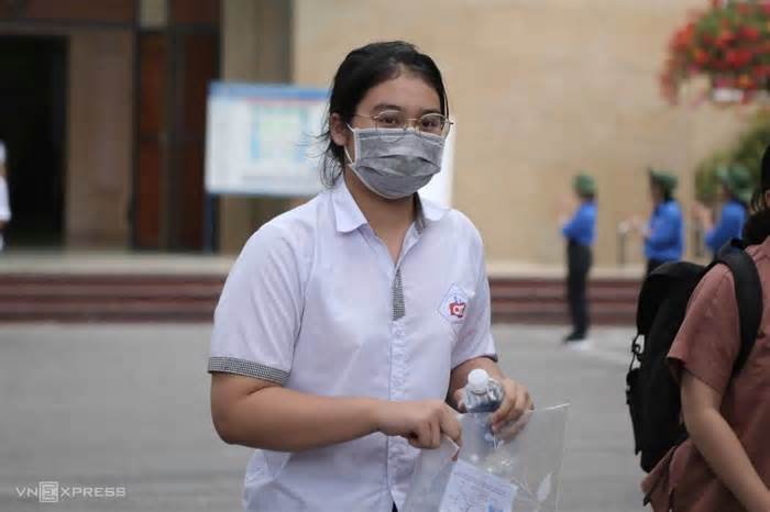 Ba trường chuyên ở Hà Nội thông báo lịch thi thử lớp 10