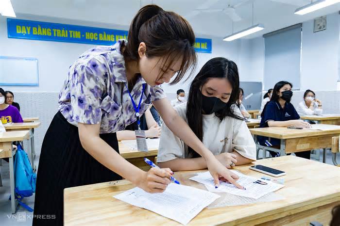 Dồn dập lịch thi lớp 10 trường chuyên ở Hà Nội