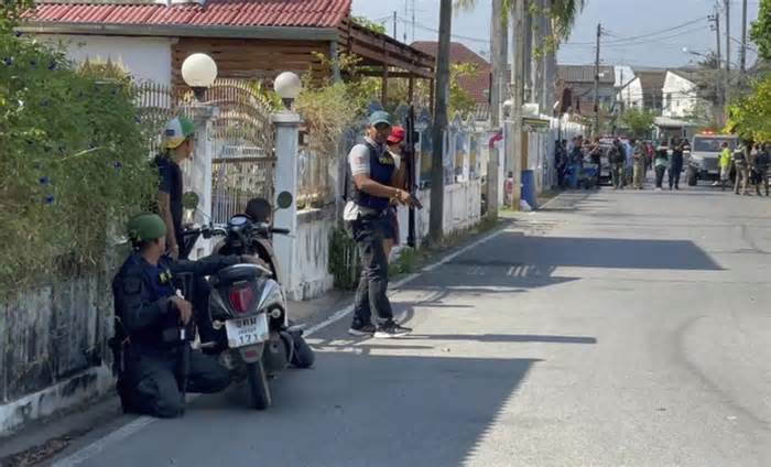Cảnh sát Thái Lan hạ gục kẻ xả súng giết 3 người sau 15 giờ đối đầu