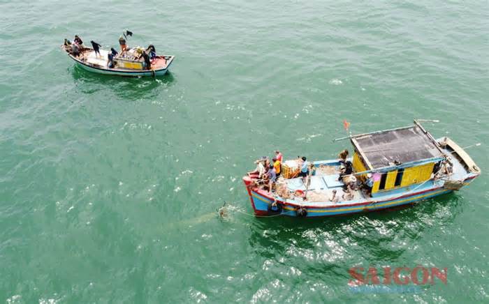 Vụ 2 ngư dân mất tích trên biển Quảng Trị: Tìm thấy thi thể người vợ