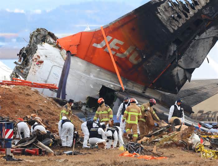 Hộp đen máy bay Jeju Air bất ngờ ngừng ghi dữ liệu 4 phút trước thảm họa