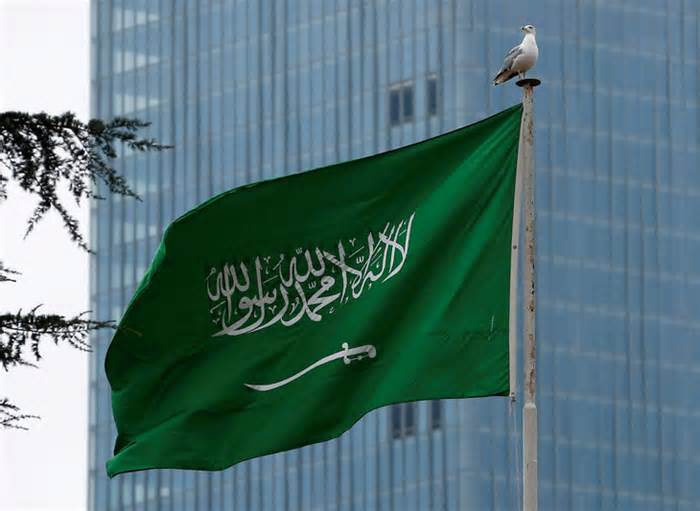 Hoàng tử Saudi Arabia đột ngột qua đời